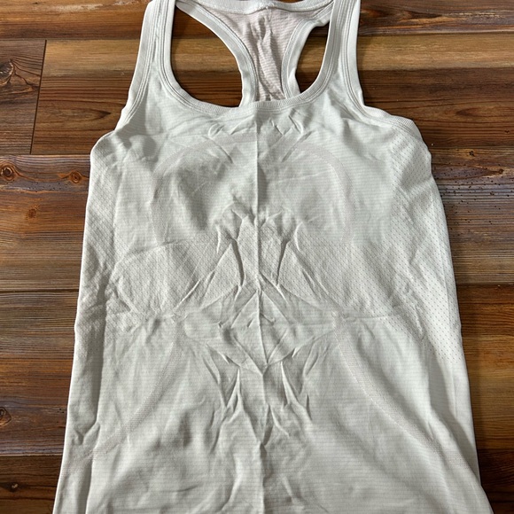 Lululemon Swiftly Tech Tank Dune/Mink Berry - Picture 2 of 5